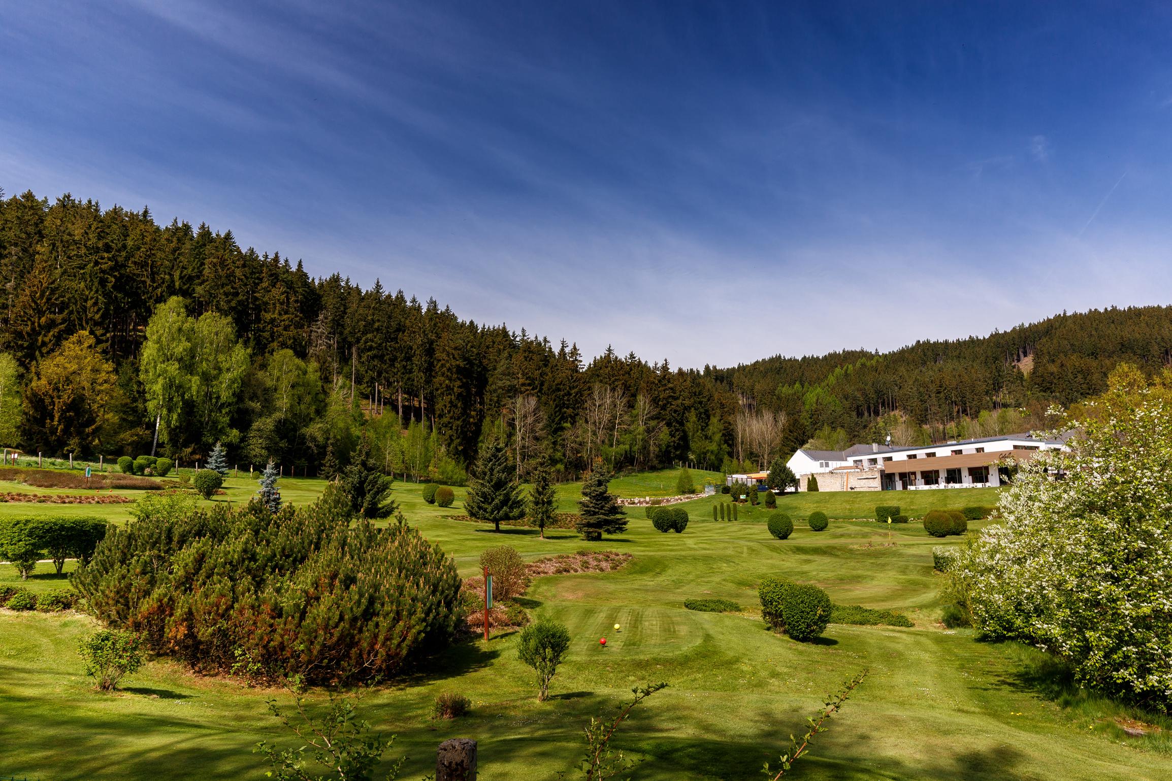 Cihelny Golf & Wellness Resort Карловы Вары Экстерьер фото